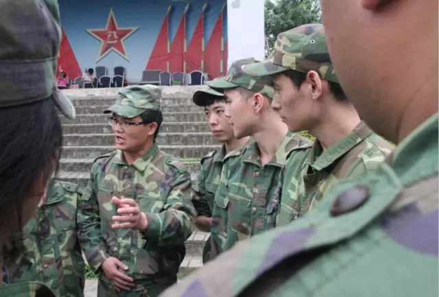 Formation de développement de l'Académie militaire OMG Huangpu 2016