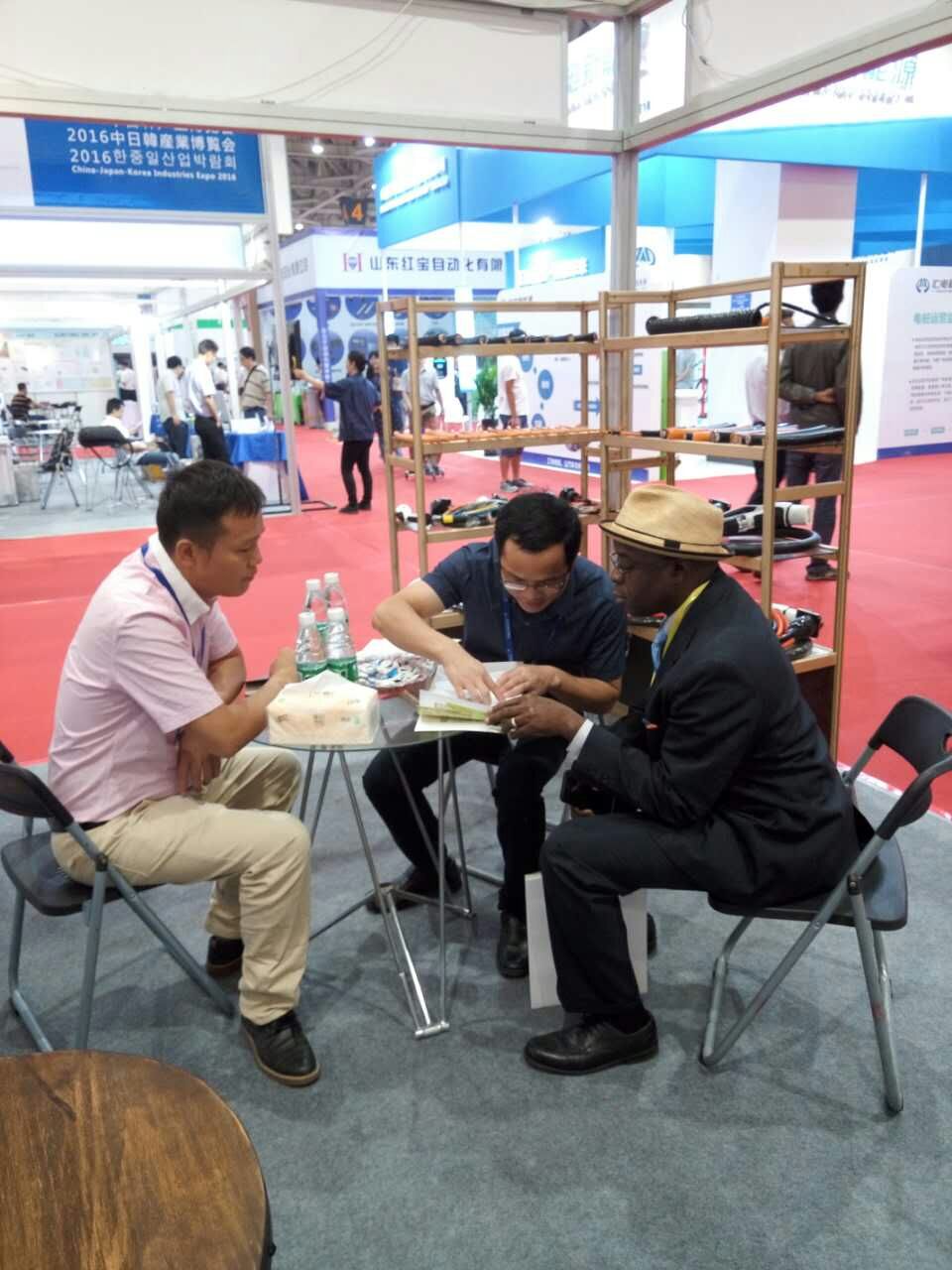 OMG a participé à l'exposition de l'industrie Chine-Japon-Corée 2016 à Weifang, Shandong